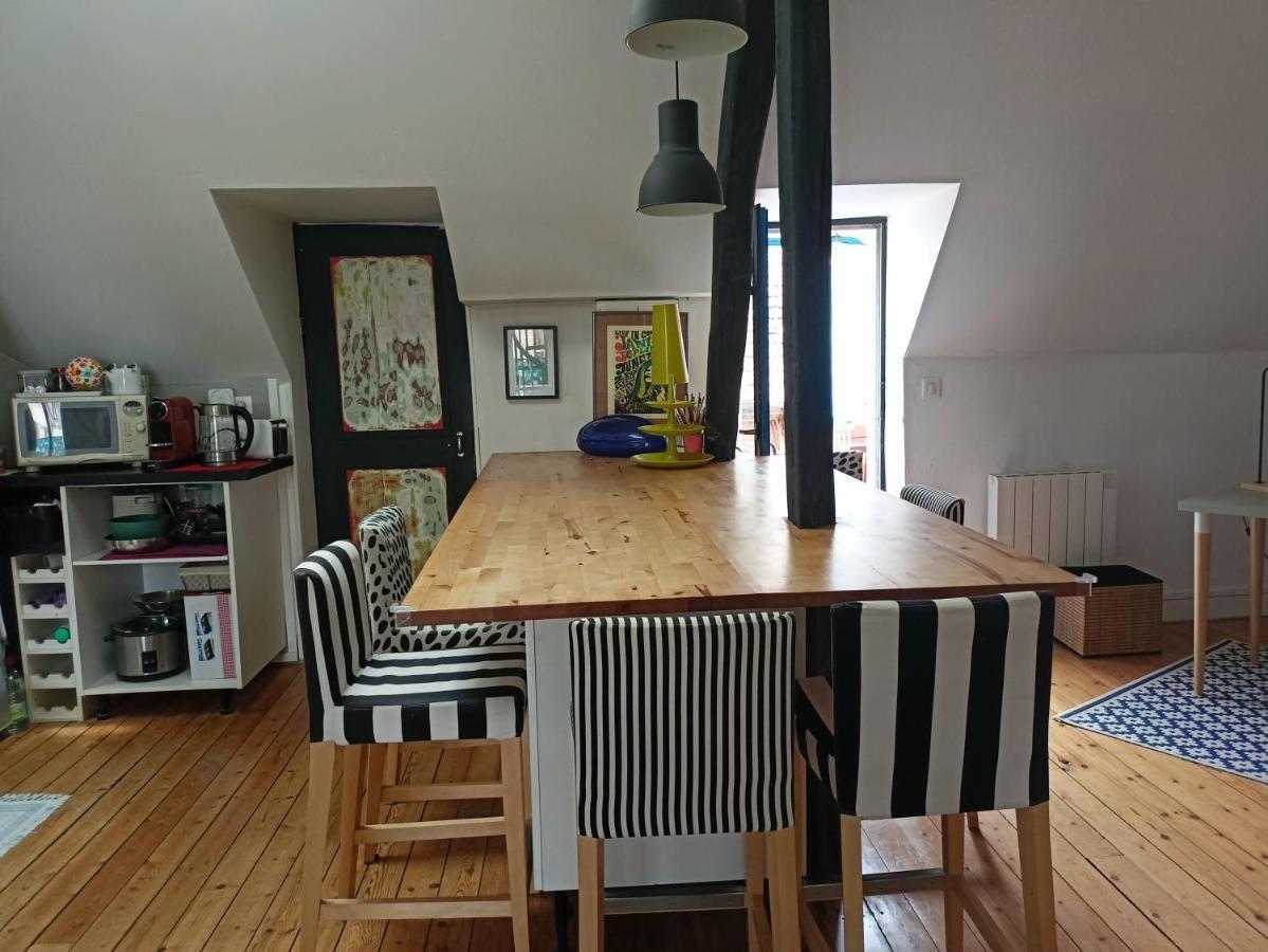 Appartement Cosy Et Chaleureux Saint-Arnoult-en-Yvelines Exterior photo